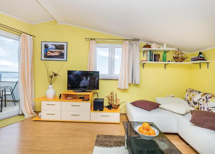 Apartment Stunning In With Wifi Matulji